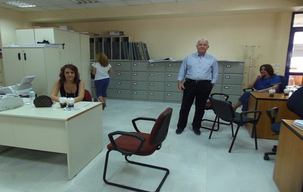 Ομαλά κυλά η εκλογική διαδικασία στις Αχαρνές