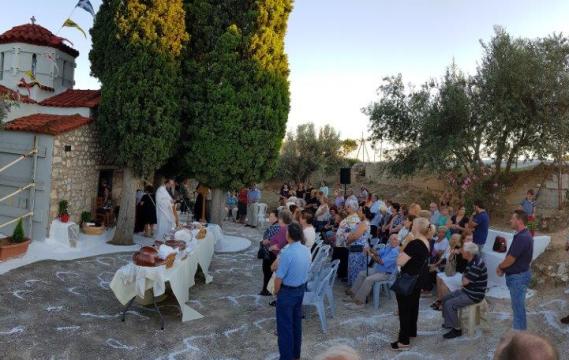 Πανηγυρικός εορτασμός στο βυζαντινό εκκλησάκι της Μεταμόρφωσης του Σωτήρος στις Αχαρνές