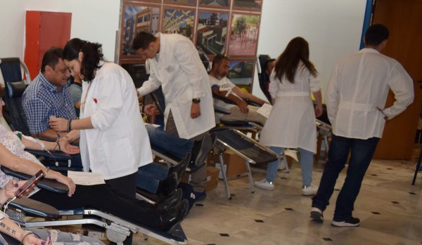 Έσπασαν “ρεκόρ” οι εθελοντές αιμοδότες του Δήμου Ιλίου