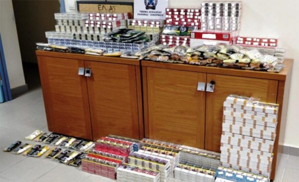 Συνελήφθη 40χρονος από τις Αχαρνές, στο Χαλάνδρι με 1.500 λαθραία πακέτα τσιγάρων