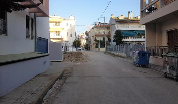 Ολοκληρώνεται η διαπλάτυνση της οδού Δημητρίου Δέδε στις Αχαρνές