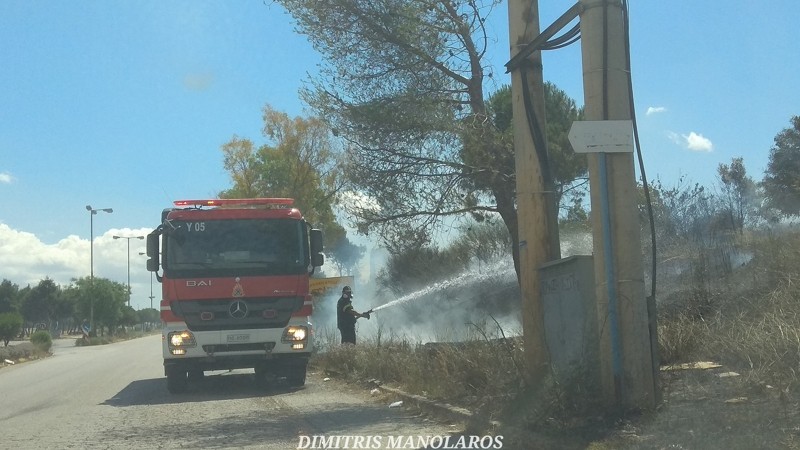 Υπό πλήρη έλεγχο η πυρκαγιά στους Σαράντα Μάρτυρες Αχαρνών