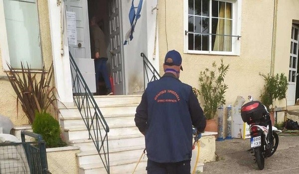 Καθημερινές απολυμάνσεις από τον Δήμο Αχαρνών