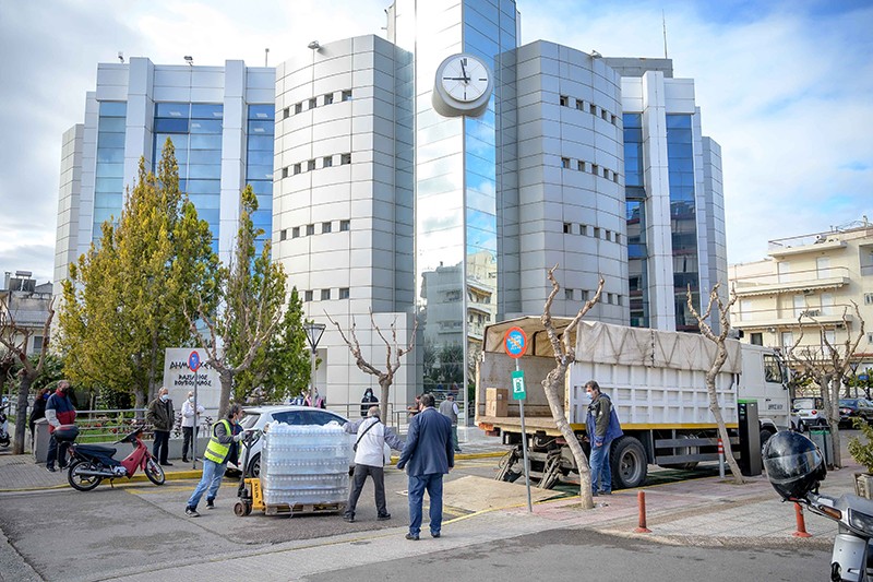 Ηχηρό μήνυμα αλληλεγγύης έστειλαν στους σεισμοπαθείς της Ελασσόνας οι πολίτες του Ιλίου