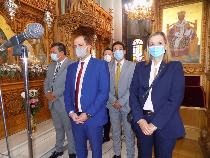 Κατάνυξη και λαμπρότητα στον εορτασμό για την Κοίμηση της Θεοτόκου στη Φυλή