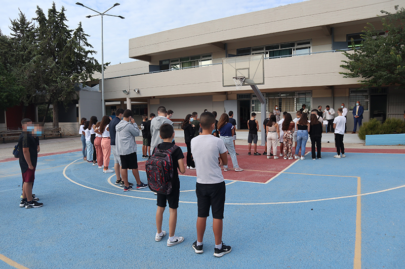 1ο Γυμνάσιο Άνω Λιοσίων: Πρώτο "κουδούνι" με χαμόγελα και θετική διάθεση