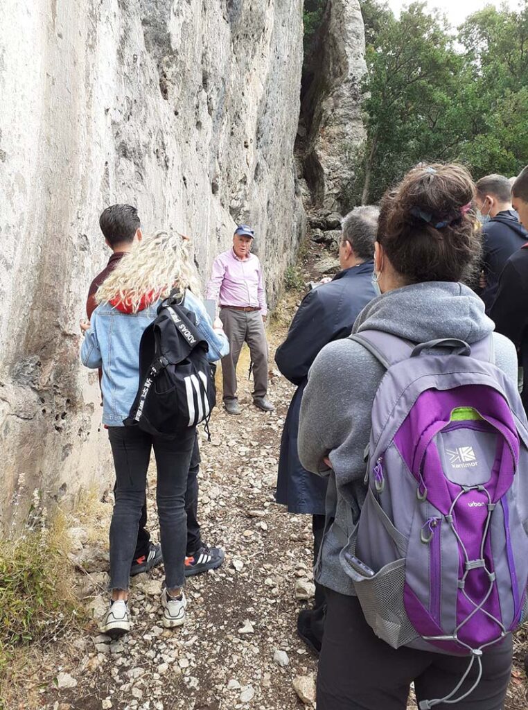 Στο σεισμικό ρήγμα της Φυλής στην Πάρνηθα ο σεισμολόγος Γεράσιμος Παπαδόπουλος