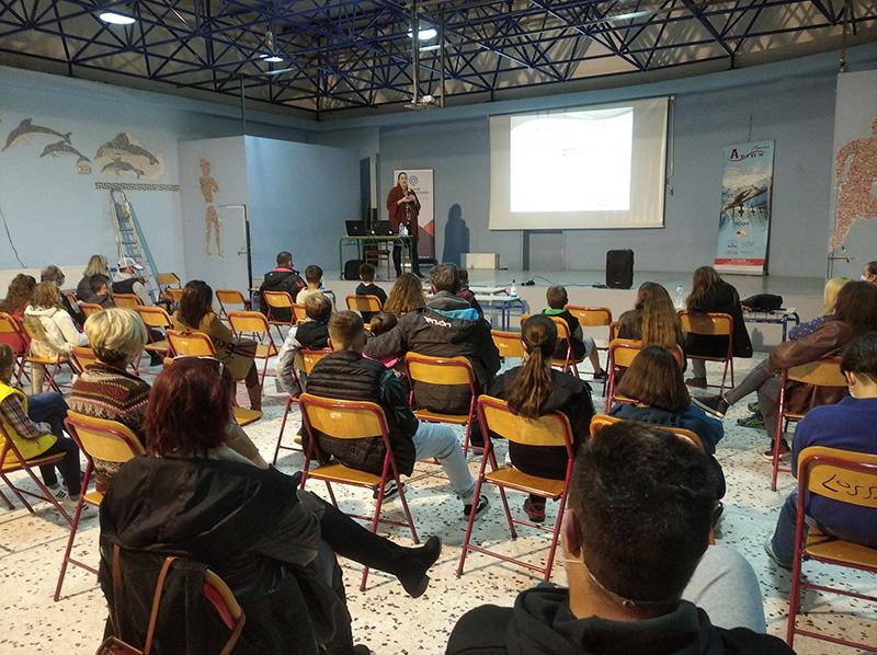 Χρήσιμη διάλεξη για τον Παιδικό Αθλητισμό από τον Σύλλογο "Αρίων Φυλής" με τη συμμετοχή του Νίκου Χατζητρακόσια