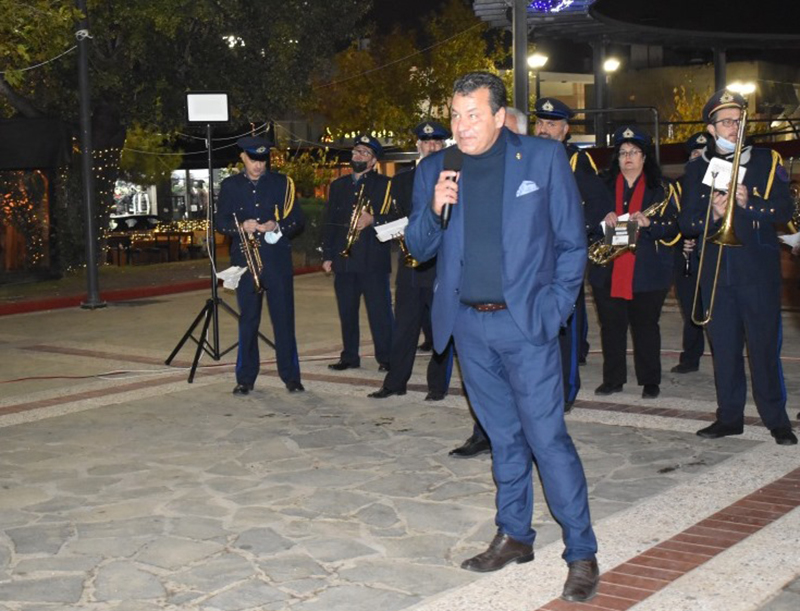 Δήμος Φυλής: Και επίσημα στην εορταστική περίοδο με τη φωταγώγηση του Χριστουγεννιάτικου Δέντρου