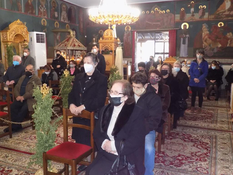 Με κατάνυξη και λαμπρότητα τα Θεοφάνεια σε Άνω Λιόσια και Ζεφύρι