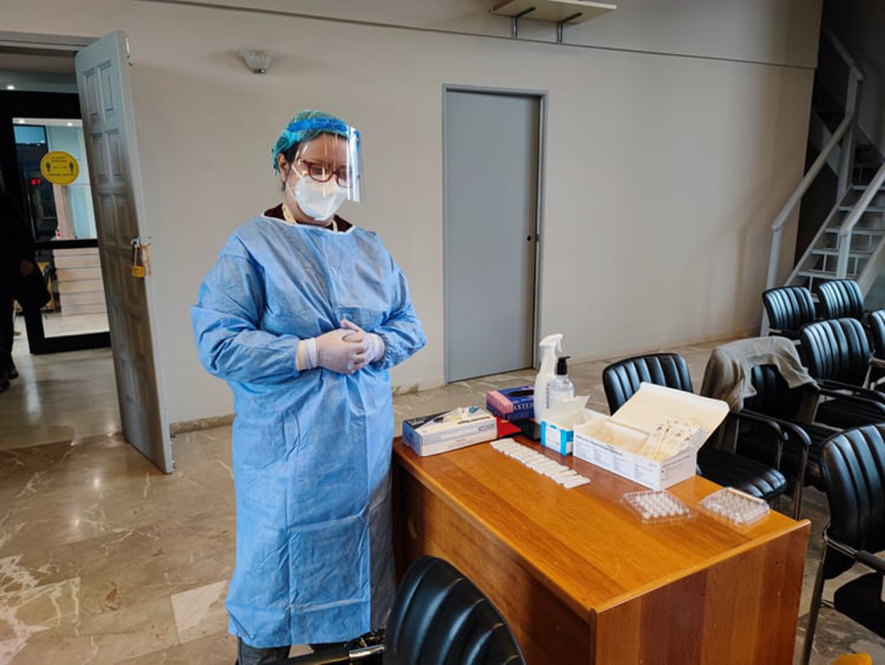 Σε εξέλιξη δωρεάν rapid test στο Δημαρχείο Άνω Λιοσίων. Νέα διενέργεια από τον ΕΟΔΥ την Πέμπτη