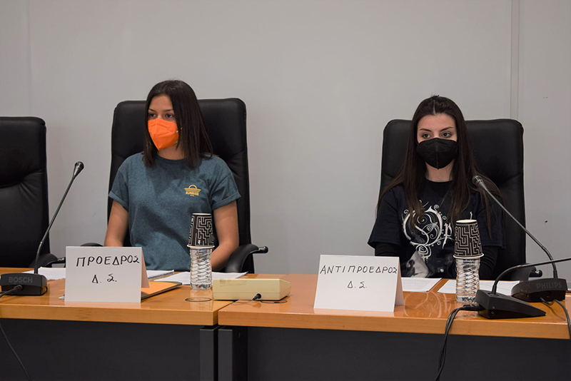 Υποδειγματική συνεδρίαση από το Δημοτικό Συμβούλιο Εφήβων Ιλίου