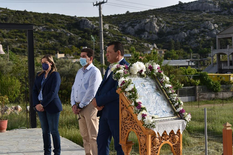 Με κατάνυξη γιόρτασε η Φυλή τον Άγιο Ιωάννη τον Θεολόγο της