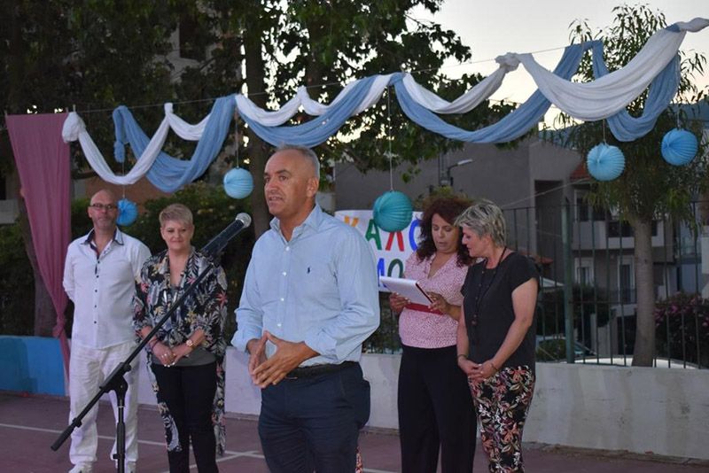 4ο Γυμνάσιο Άνω Λιοσίων: Πάρτι και χορός μέχρι... τελικής πτώσης στην αποχαιρετιστήρια γιορτή των μαθητών