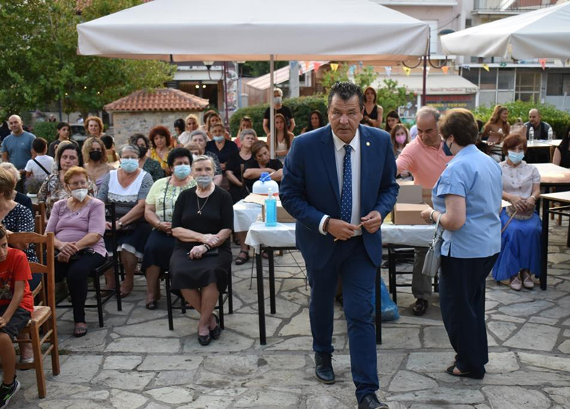 Με συγκίνηση και κατάνυξη γιόρτασε η Φυλή το γραφικό εκκλησάκι της Αγίας Παρασκευής