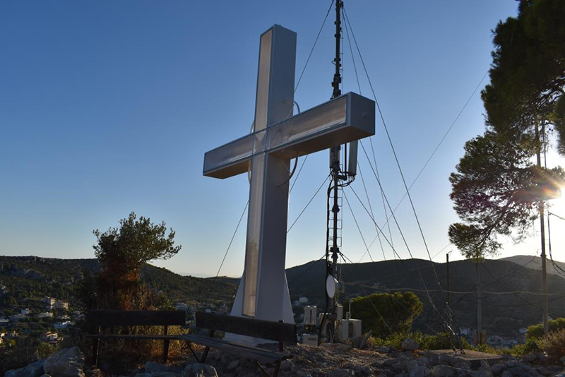 Προφήτης Ηλίας Φυλή: Ένα όμορφο λιθόκτιστο μονοπάτι οδηγεί στην καρδιά του και την κορυφή του βουνού