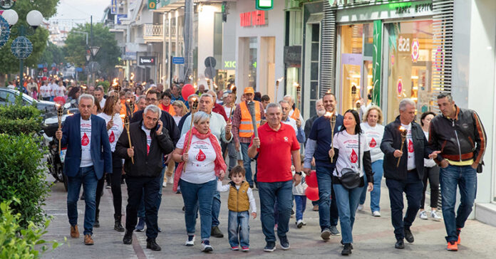 Εκατοντάδες κάτοικοι του Ιλίου στην 20η Πανελλήνια Λαμπαδηδρομία Εθελοντών Αιμοδοτών