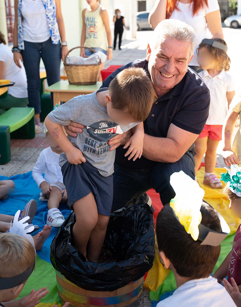 Δήμος Ιλίου: «Γιορτή Τρύγου» με τη συμμετοχή παιδιών από τον 12ο Βρεφονηπιακό Σταθμό