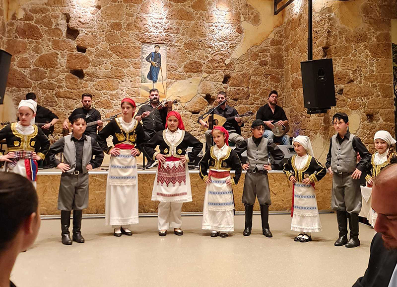 Τιμή στον Χρήστο Παππού και μέλη της δημοτικής αρχής απέδωσε ο Σύλλογος Κρητών Άνω Λιοσίων & Ζεφυρίου "Η Μεγαλόνησος"