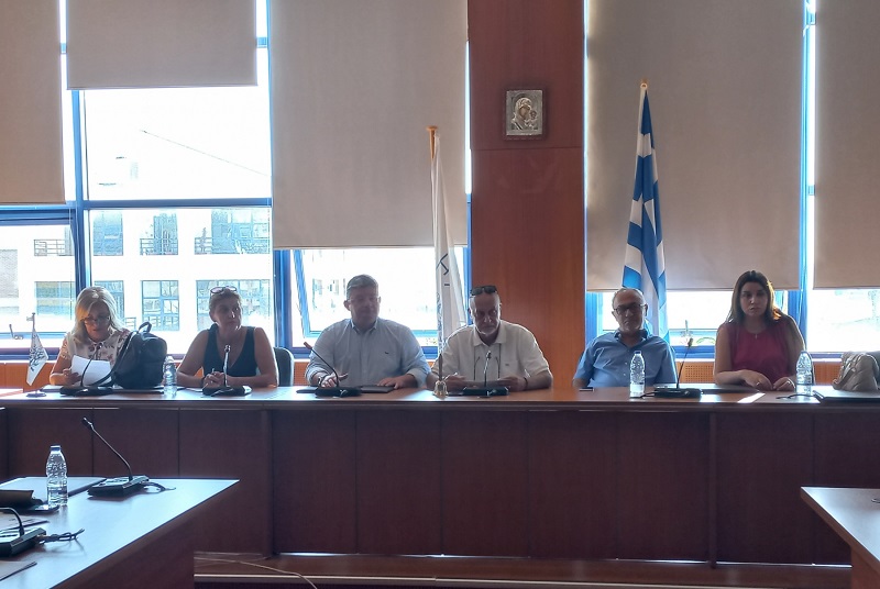 Αχαρνές: Σε θετικό κλίμα η συνάντηση του Δημάρχου Σπύρου Βρεττού με το Δ.Σ της Ένωσης Συλλόγων Γονέων και Κηδεμόνων