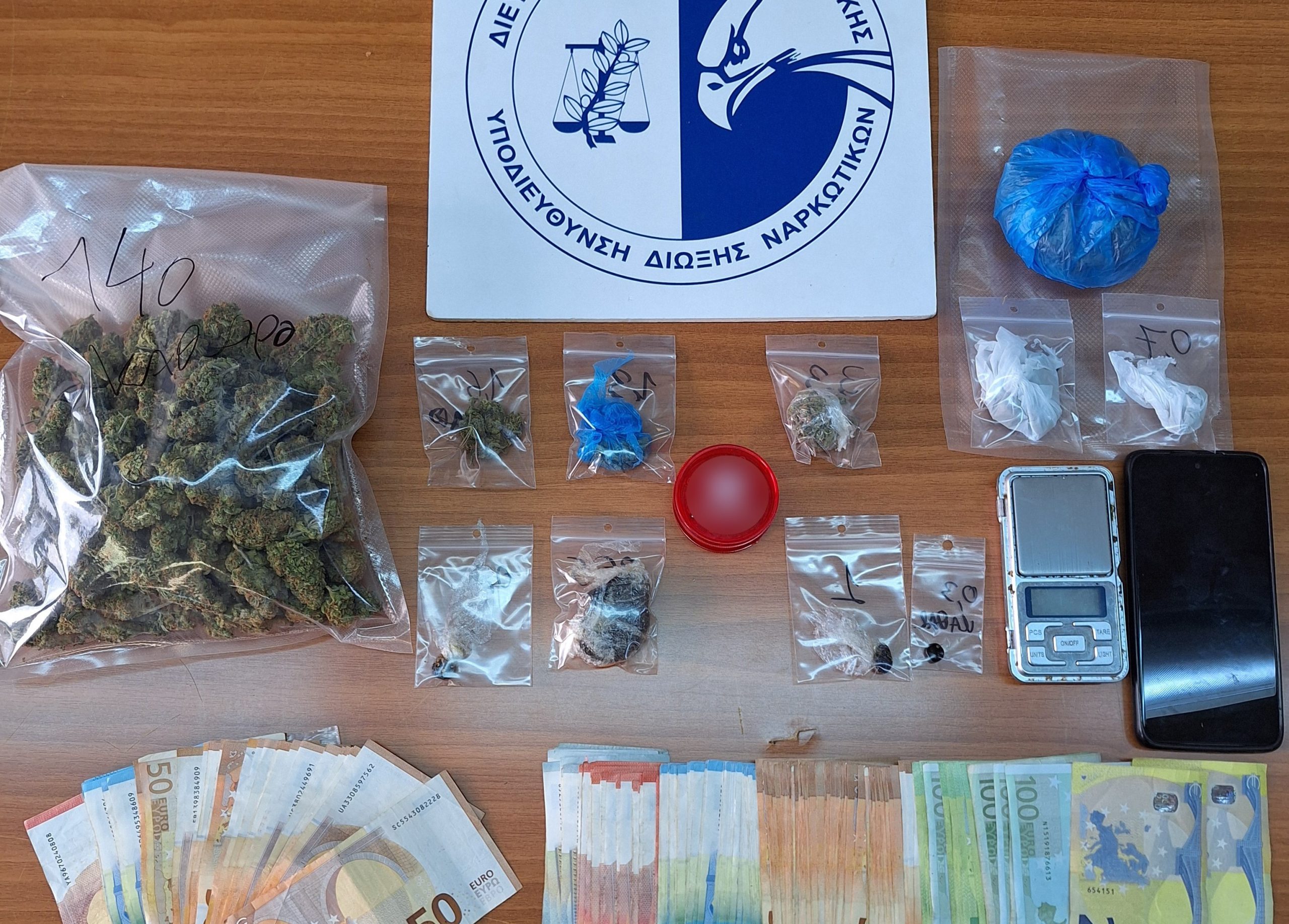 Συνελήφθη στην Πετρούπολη 29χρονος για διακίνηση ναρκωτικών