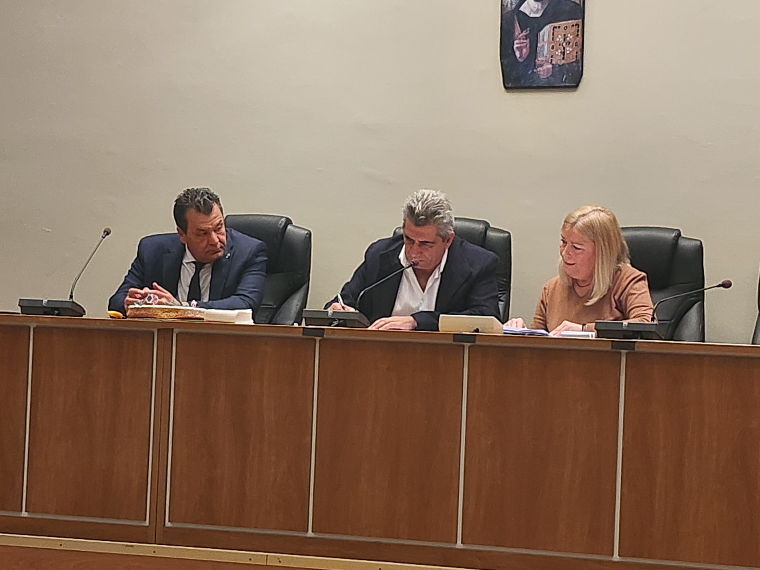 Νέος πρόεδρος του Δημοτικού Συμβουλίου Φυλής ο Γιώργος Αντωνόπουλος – Τα μέλη του νέου προεδρείου (βίντεο)
