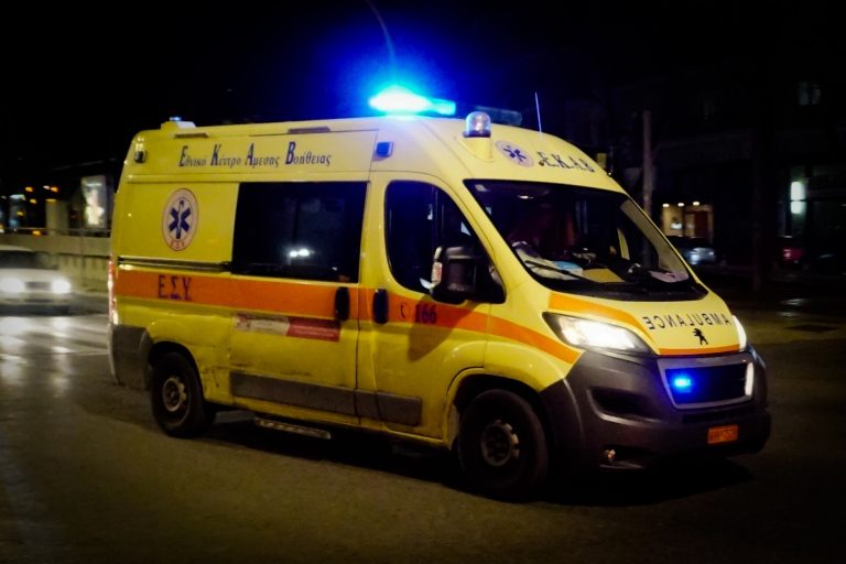 Τραγωδία στους Αγίους Αναργύρους: Νεκρός πεζός μετά από παράσυρση στη Λεωφόρο Δημοκρατίας – Συνελήφθη η 28χρονη οδηγός