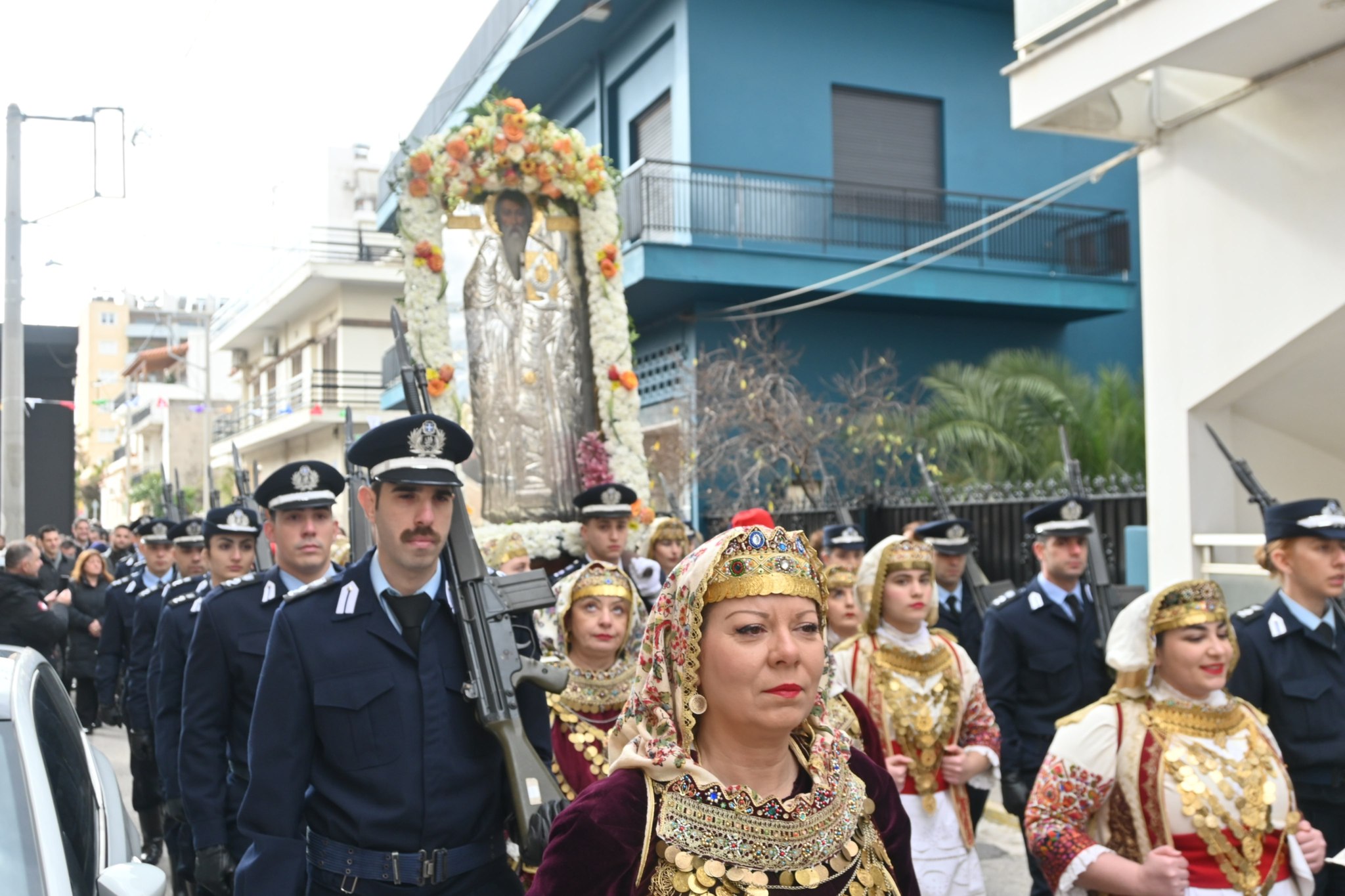 Αχαρνές: Με λαμπρότητα εορτάστηκε ο πολιούχος Άγιος Βλάσιος (εικόνες)