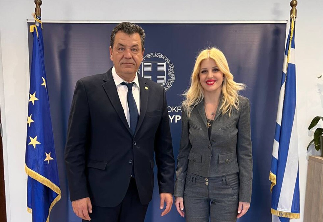 Δήμος Φυλής: Εξωστρέφεια και τουριστική προβολή στο επίκεντρο της συνάντησης του Χρήστου Παππού με την Έλενα Ράπτη