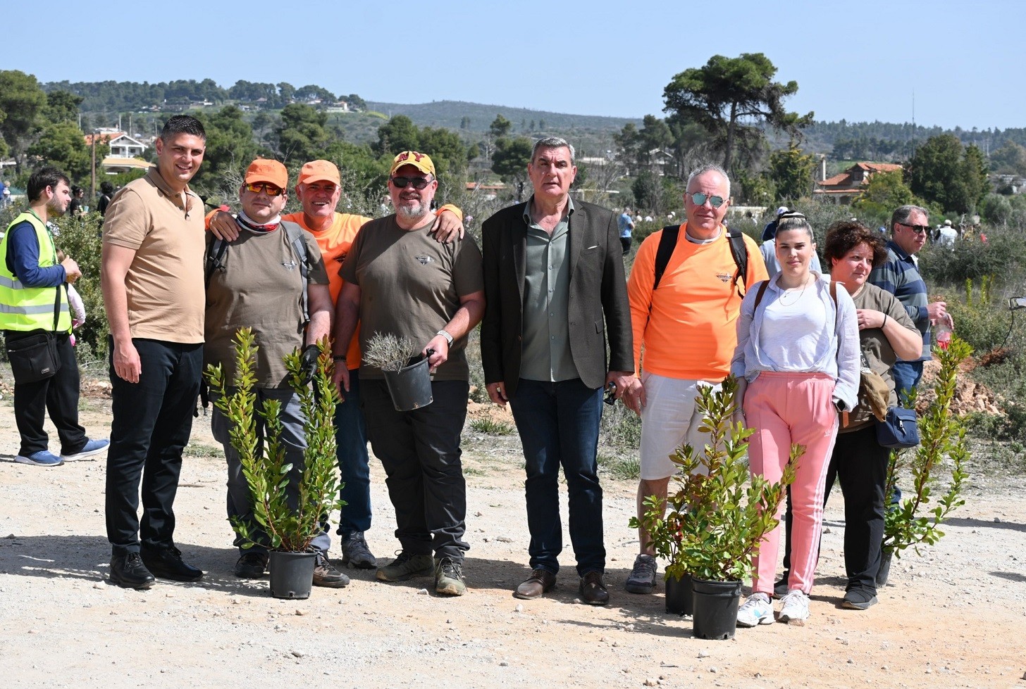 Βαρυμπόμπη: Μεγάλη δενδροφύτευση, μια πράξη ελπίδας για το μέλλον