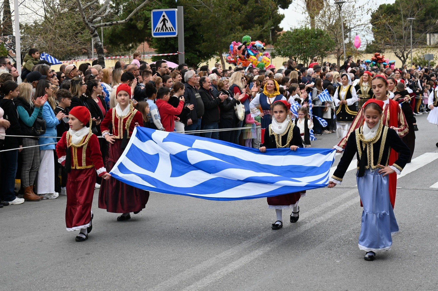 Αχαρνές: Με υπερηφάνεια και μεγαλοπρέπεια τιμήθηκε η επέτειος της 25ης Μαρτίου
