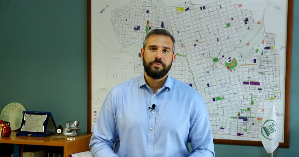 Μήνυμα δημάρχου Πετρούπολης Βαγγέλη Σίμου για τις πανελλαδικές εξετάσεις (βίντεο)