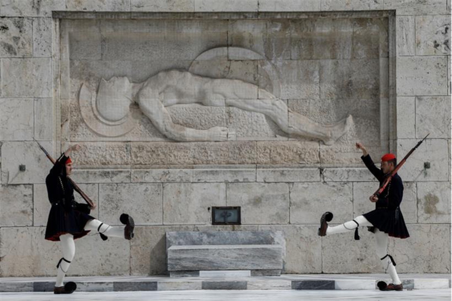 Δήμος Φυλής: Ανακοίνωση προς τους Συλλόγους για την κατάθεση στεφάνου στο Μνημείο του Αγνώστου Στρατιώτη