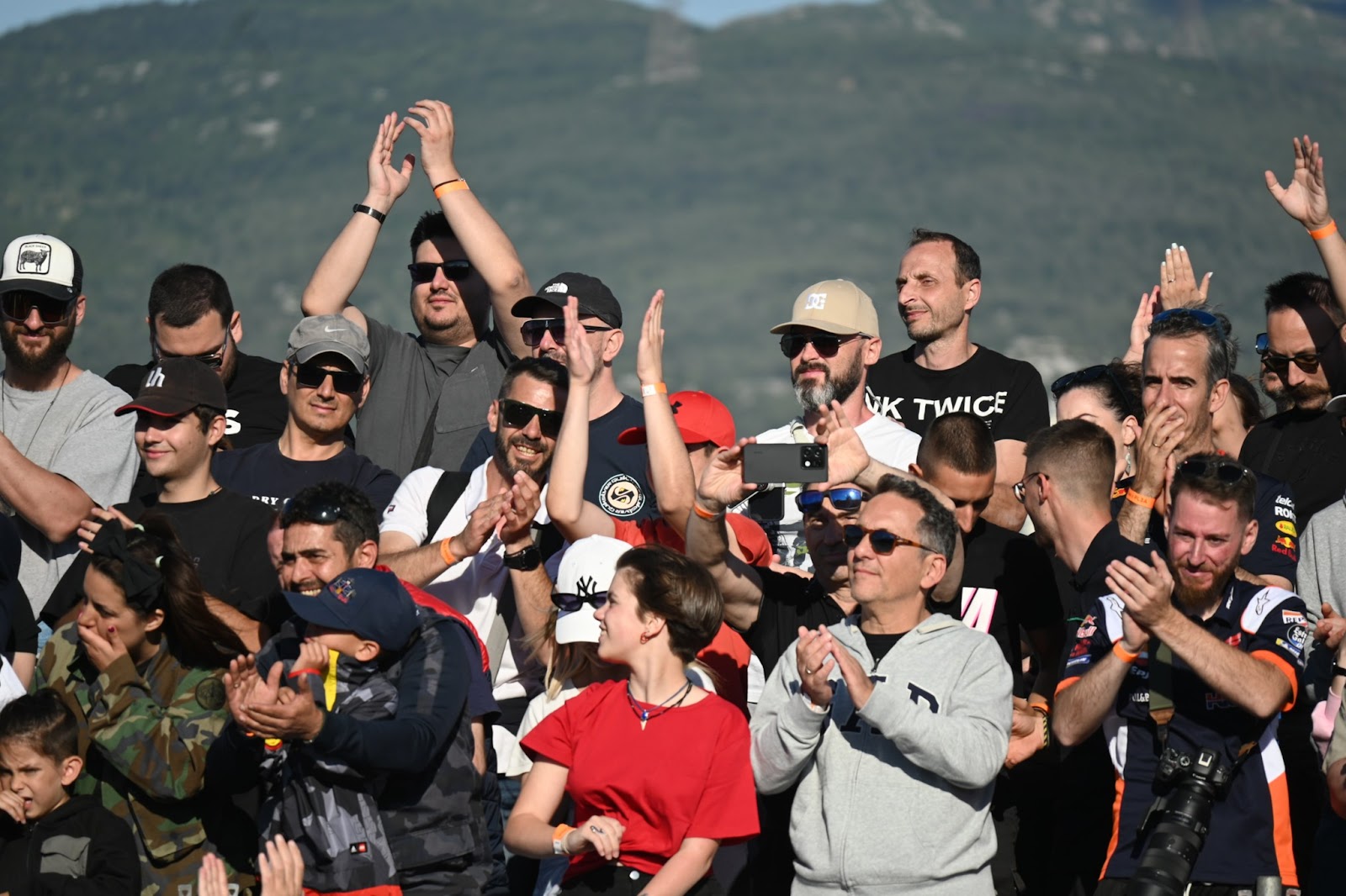 Στο επίκεντρο του μηχανοκίνητου αθλητισμού οι Αχαρνές με το Red Bull Showrun 2025