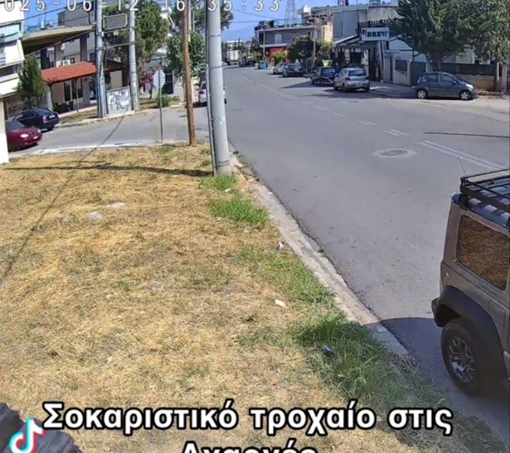 Αχαρνές: Σοκαριστικό τροχαίο με όχημα που παραβίασε STOP (βίντεο)