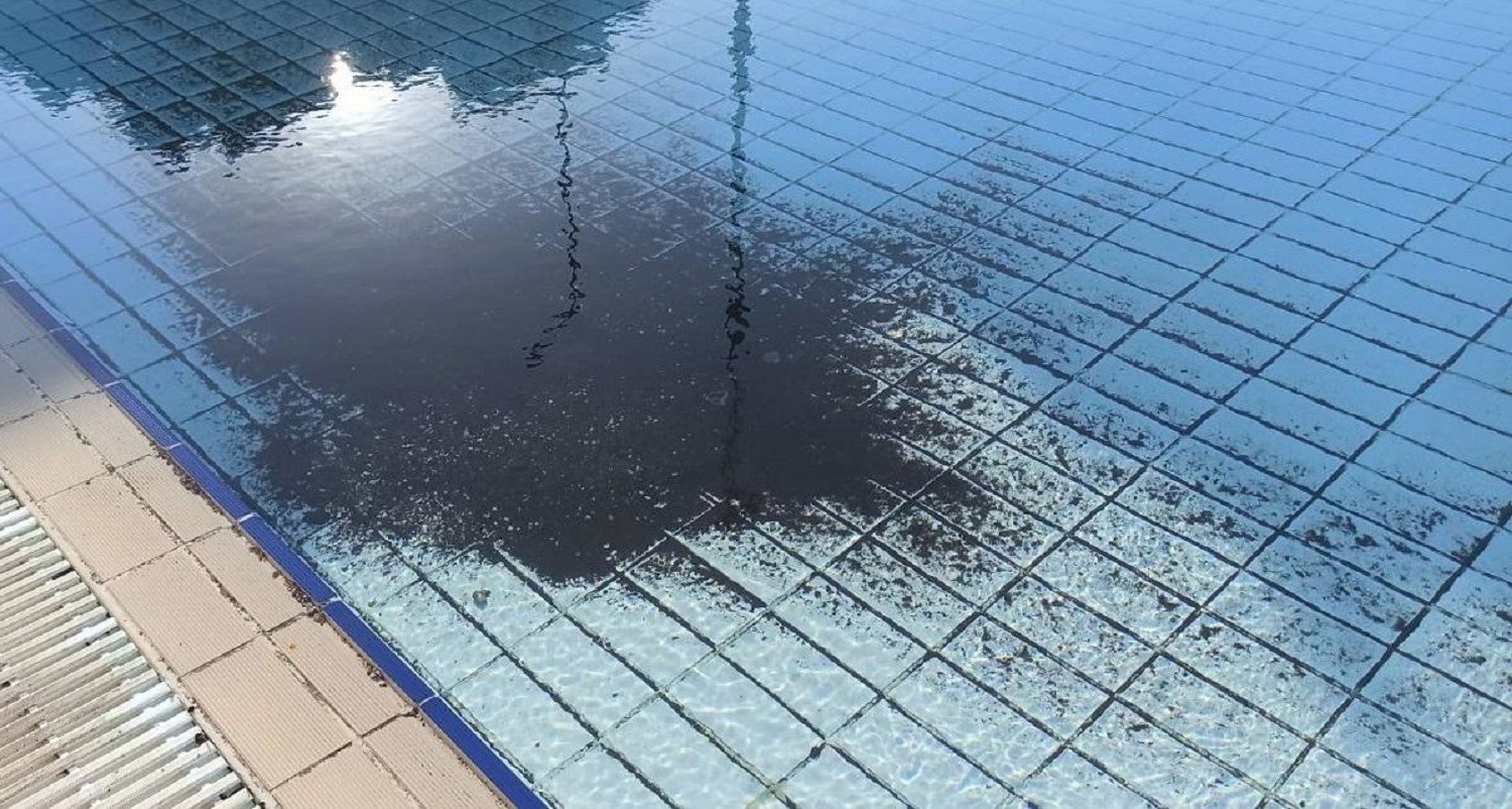 Εκτός λειτουργίας, λόγω βανδαλισμών, η μικρή πισίνα του κολυμβητηρίου Πετρούπολης