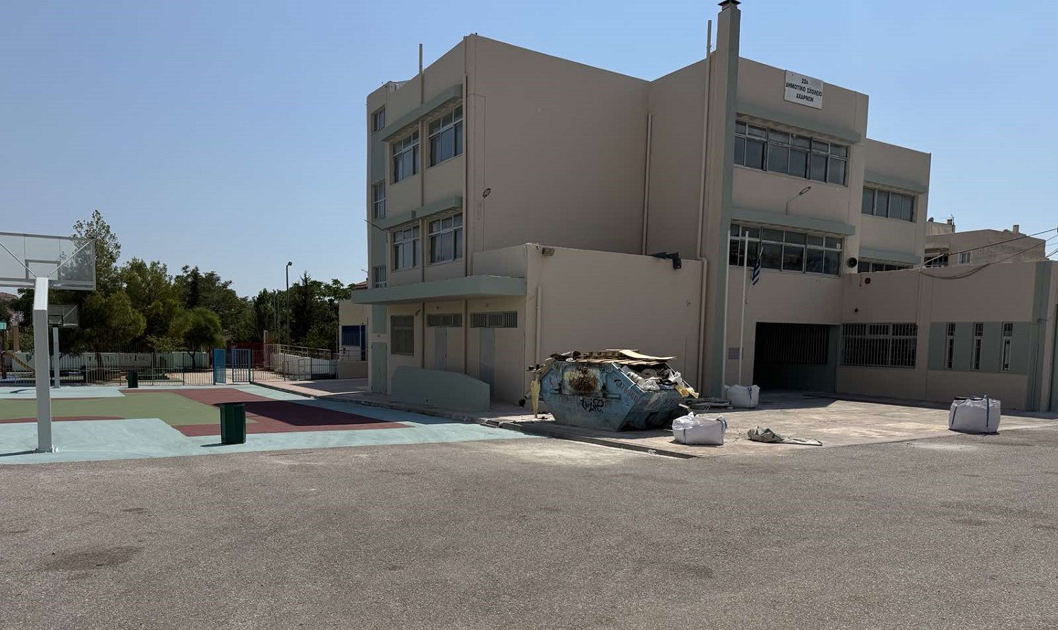 Σε εξέλιξη παρεμβάσεις ανακαίνισης σε τρία σχολεία του Δήμου Αχαρνών που έχουν ενταχθεί στο πρόγραμμα «Μαριέττα Γιαννάκου»