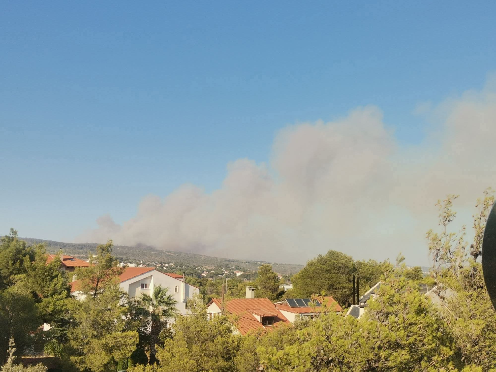 Στην πρώτη γραμμή ο Δήμος Αχαρνών στη φωτιά της Δροσοπηγής