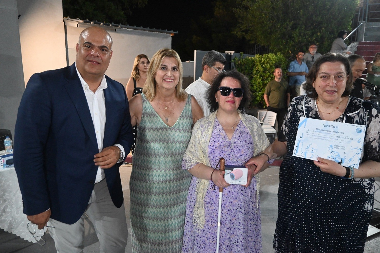 Αχαρνές: Βράβευση φοιτήτριας με ολική απώλεια όρασης που πέτυχε με 19,9 στο Πανεπιστήμιο
