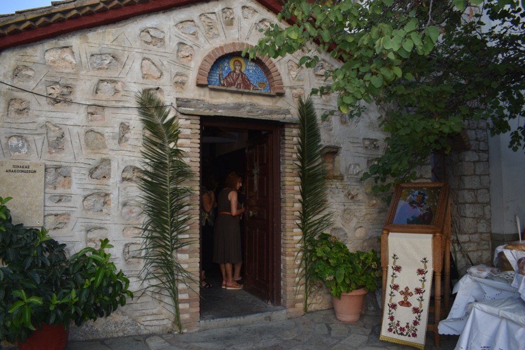 Βαθιά κατάνυξη στον εορτασμό της Αγίας Παρασκευής στην καρδιά της Φυλής