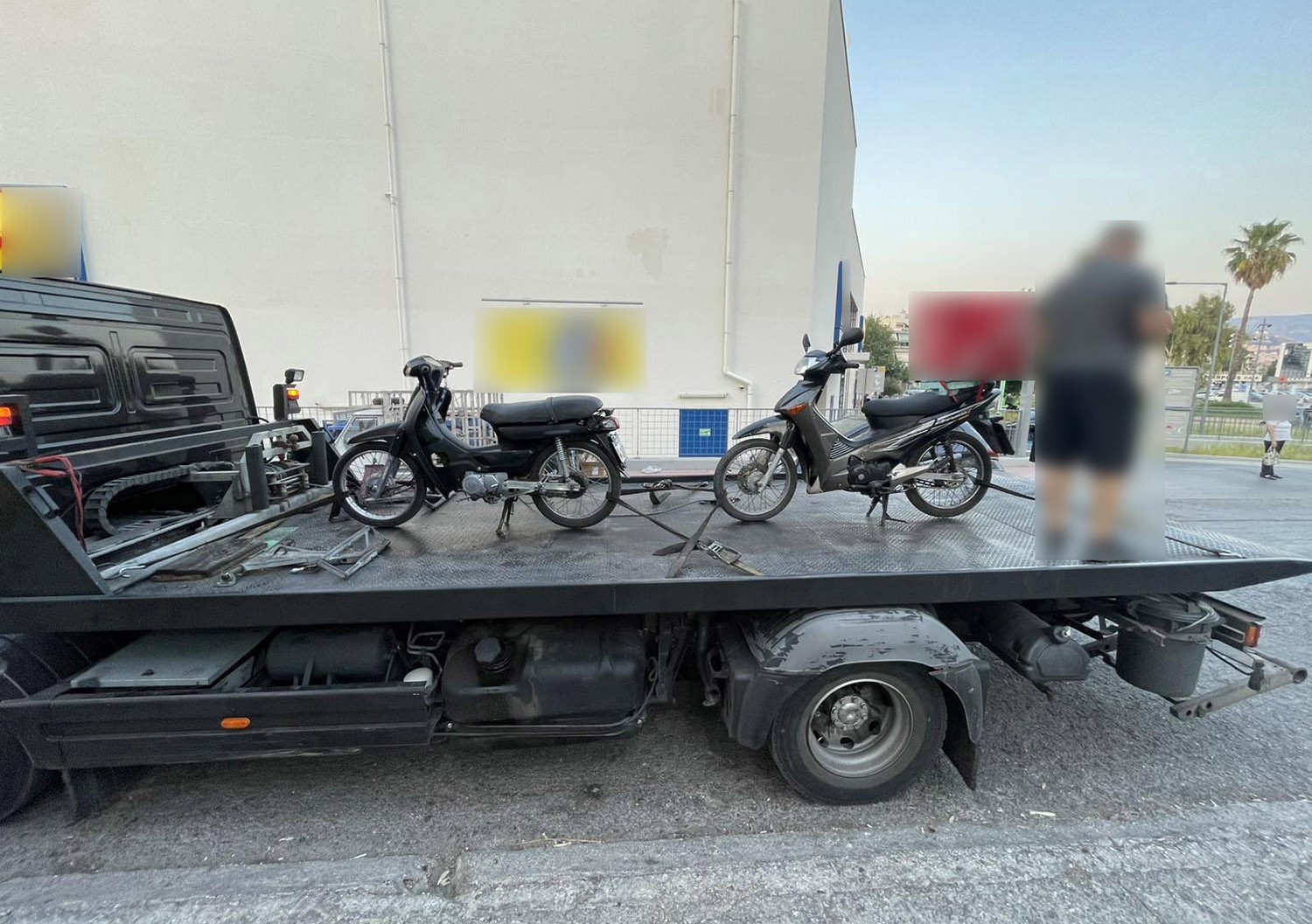 Ειδική αστυνομική επιχείρηση στα Άνω Λιόσια – Χρησιμοποιήθηκε drone, 13 συλλήψεις