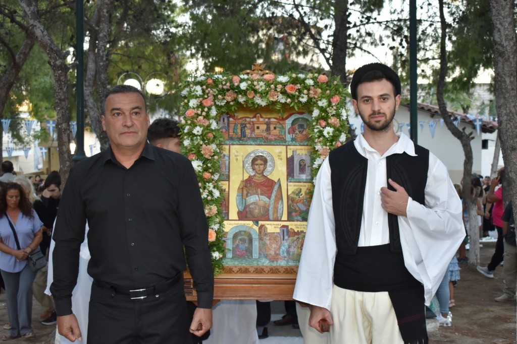 Με λαμπρότητα ο εορτασμός του Αγίου Φανουρίου στο Ζεφύρι
