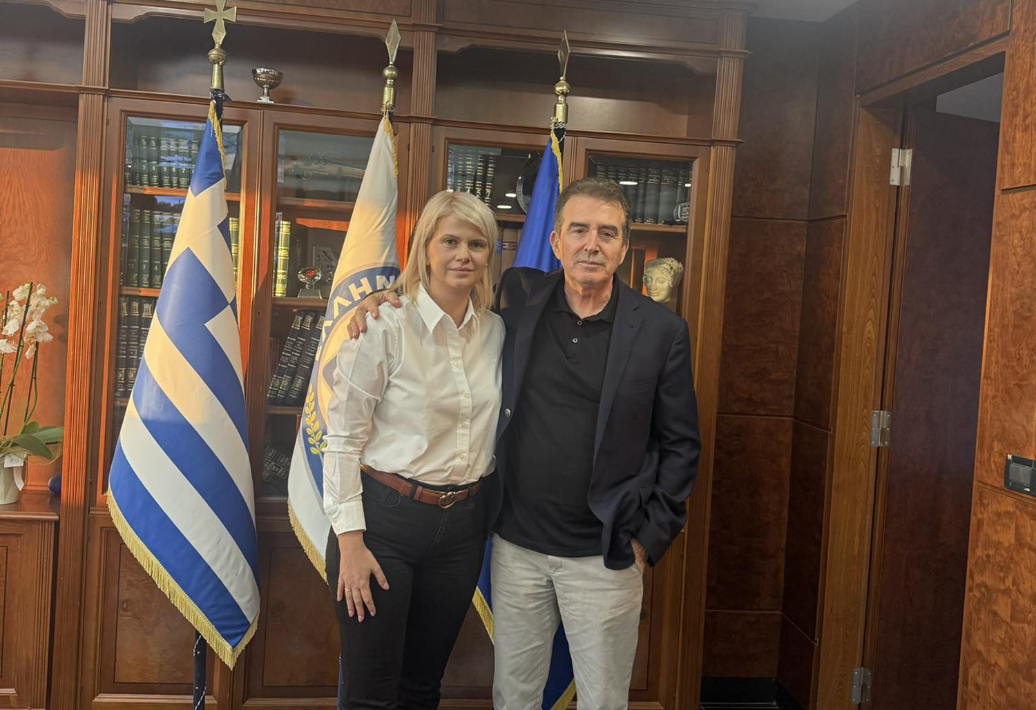Δήμος Ιλίου: Στα “ψιλά” και ολίγον “μουγκά” και η δεύτερη συνάντηση Αλεβίζου – Χρυσοχοΐδη – Καμία αναφορά στο Μνημόνιο Συνεργασίας