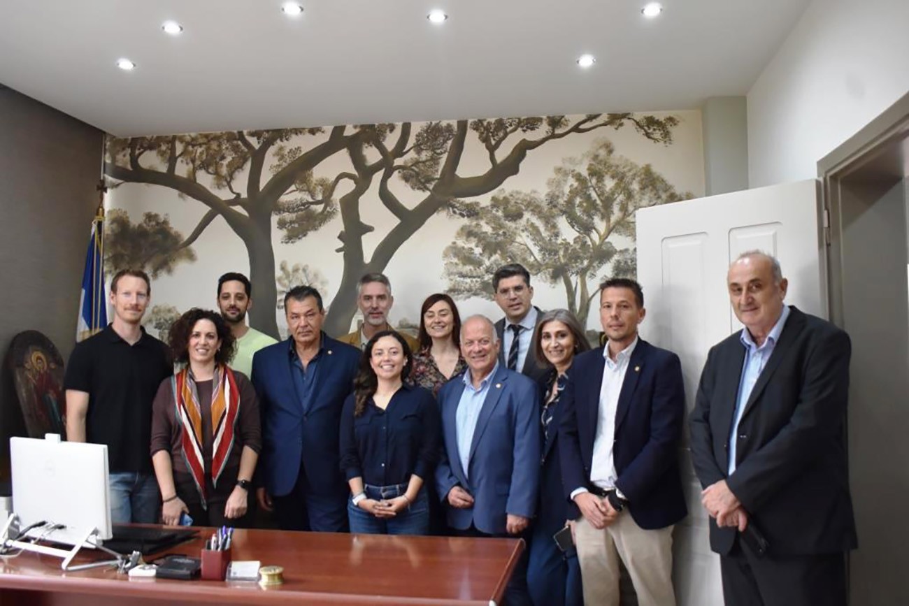 Στον Δήμο Φυλής αντιπροσωπεία των Βρυξελλών – Ενημερώθηκαν για το ενεργειακό έργο και ξεναγήθηκαν στην περιοχή