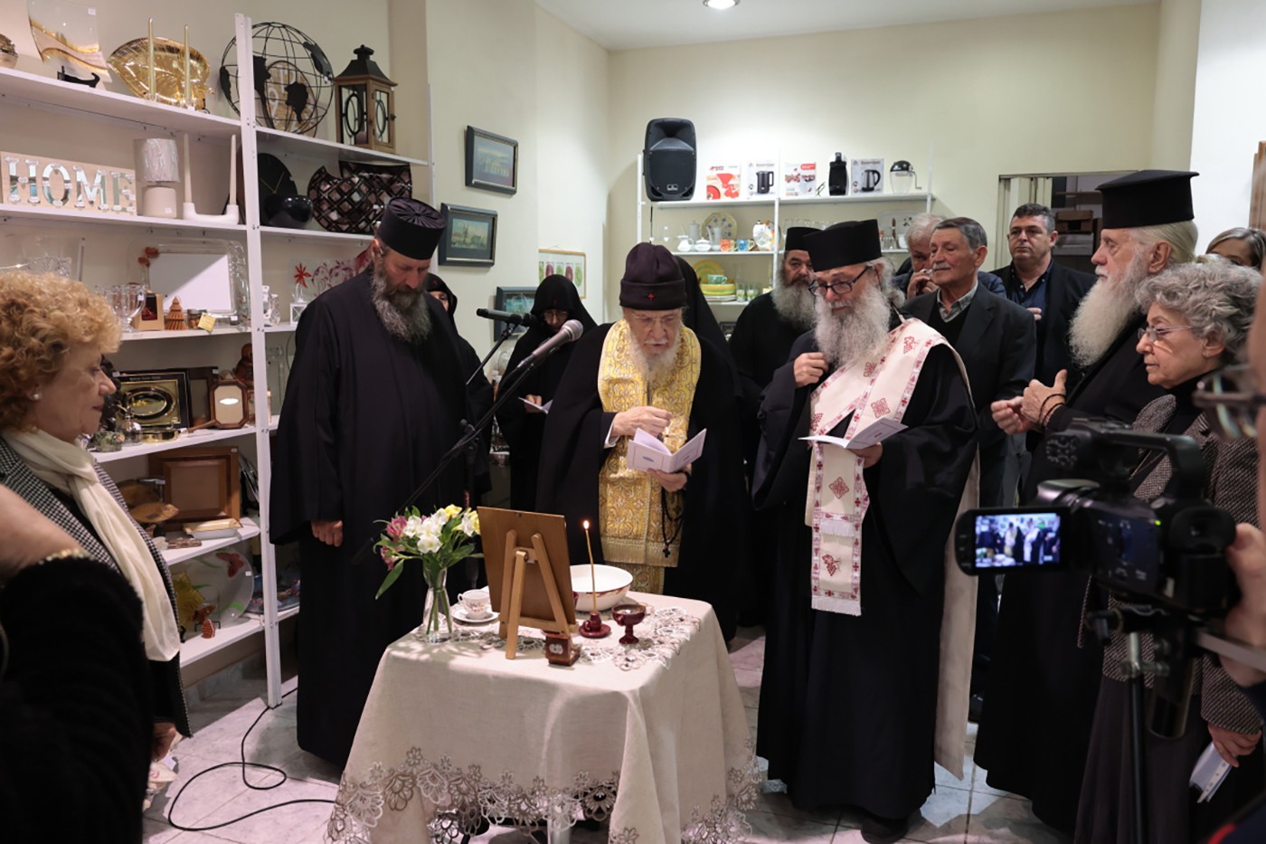 Άνοιξε για 10 συνεχή χρονιά η έκθεση δώρων Αγάπης από τον Σύλλογο της Ι.Μ. Αγίων Κυπριανού & Ιουστίνης Φυλής
