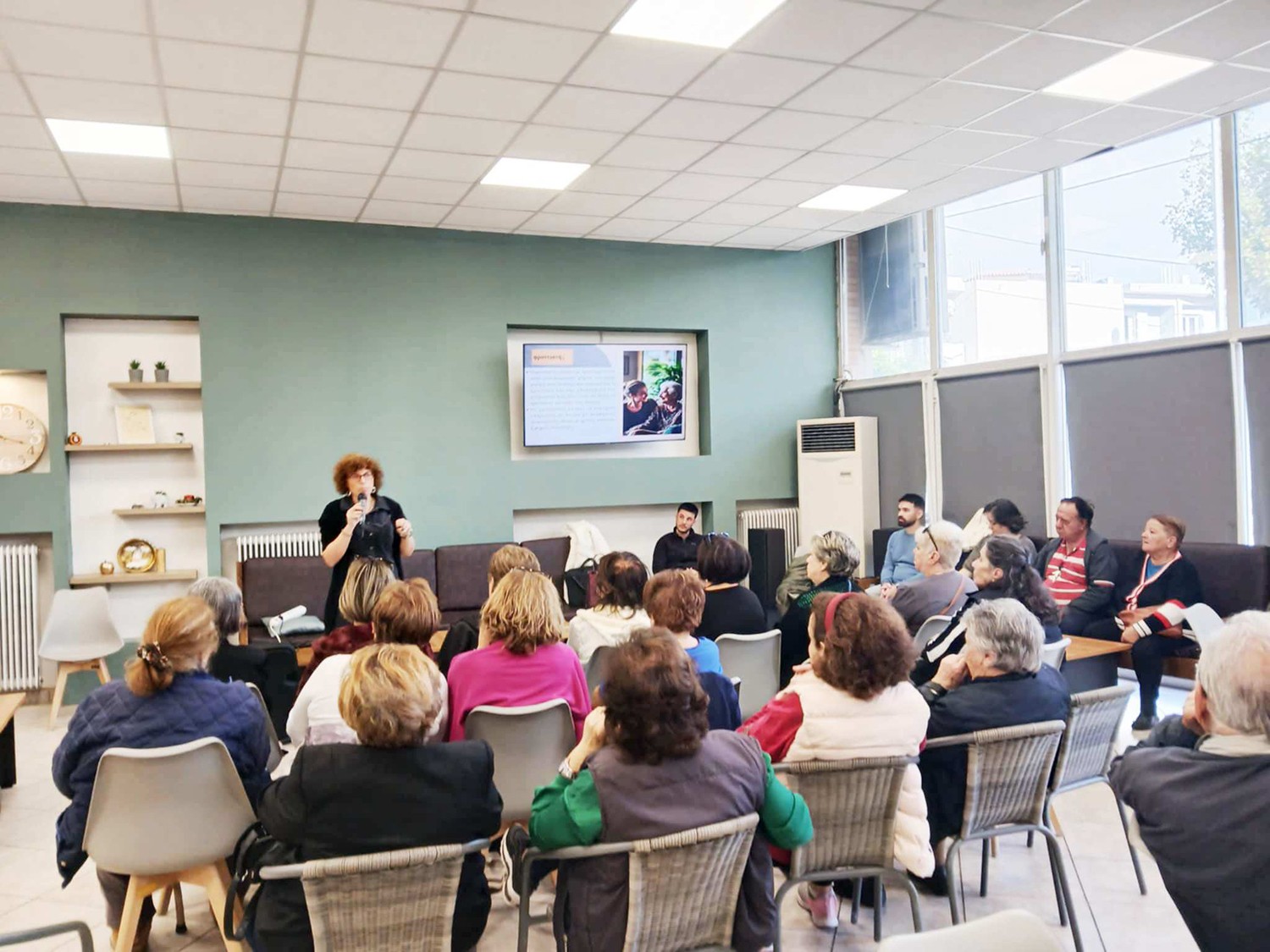 Σημαντικές ενημερωτικές ομιλίες από ψυχολόγους της Κοινωνικής Υπηρεσίας στα ΚΑΠΗ Δήμου Φυλής