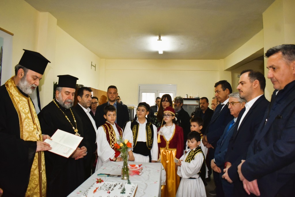 Ζεστασιά και φροντίδα στη βασιλόπιτα που έκοψε ο Σύλλογος Πελοποννησίων Ζεφυρίου