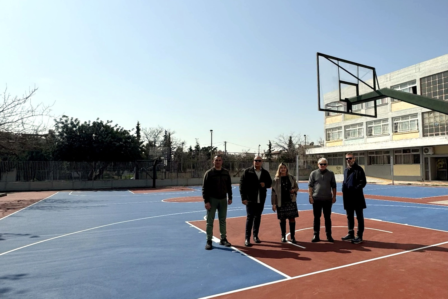 Αχαρνές: Παραδόθηκαν πέντε αναβαθμισμένα σχολικά γήπεδα