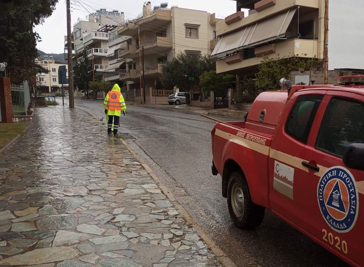 Δέκα με άριστα το.. 10 στην Πολιτική Προστασία Δήμου Πετρούπολης για την κακοκαιρία ERMINIO
