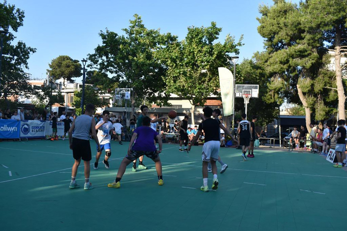 Τουρνουά Μπάσκετ 3×3 Streetball: 400 παιδιά ζωντάνεψαν την κεντρική πλατεία στα Άνω Λιόσια